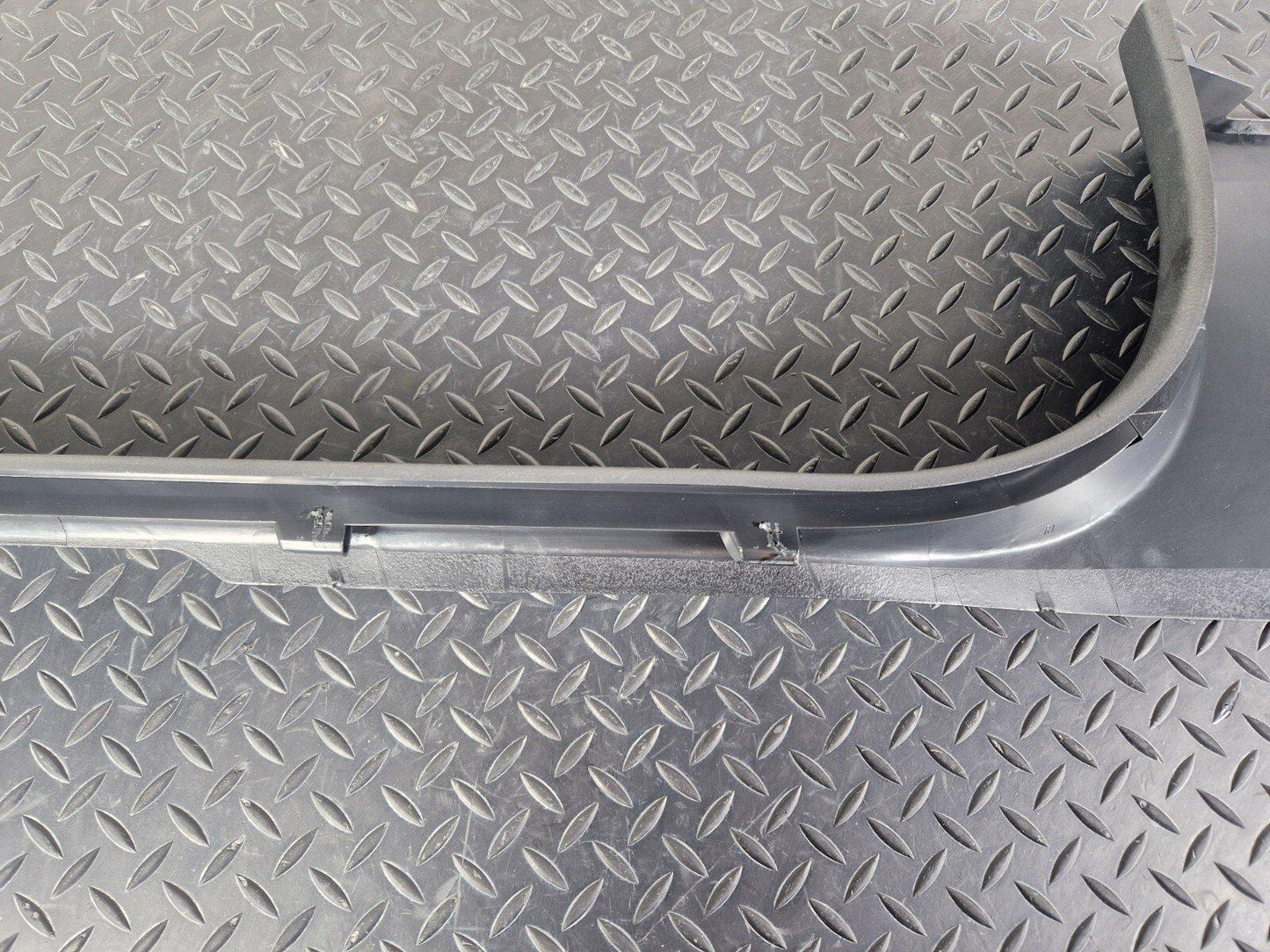 14-21 MERCEDES C200 W205 RIGHT DRIVER SIDE INNER SILL TRIM COVER A2056860636