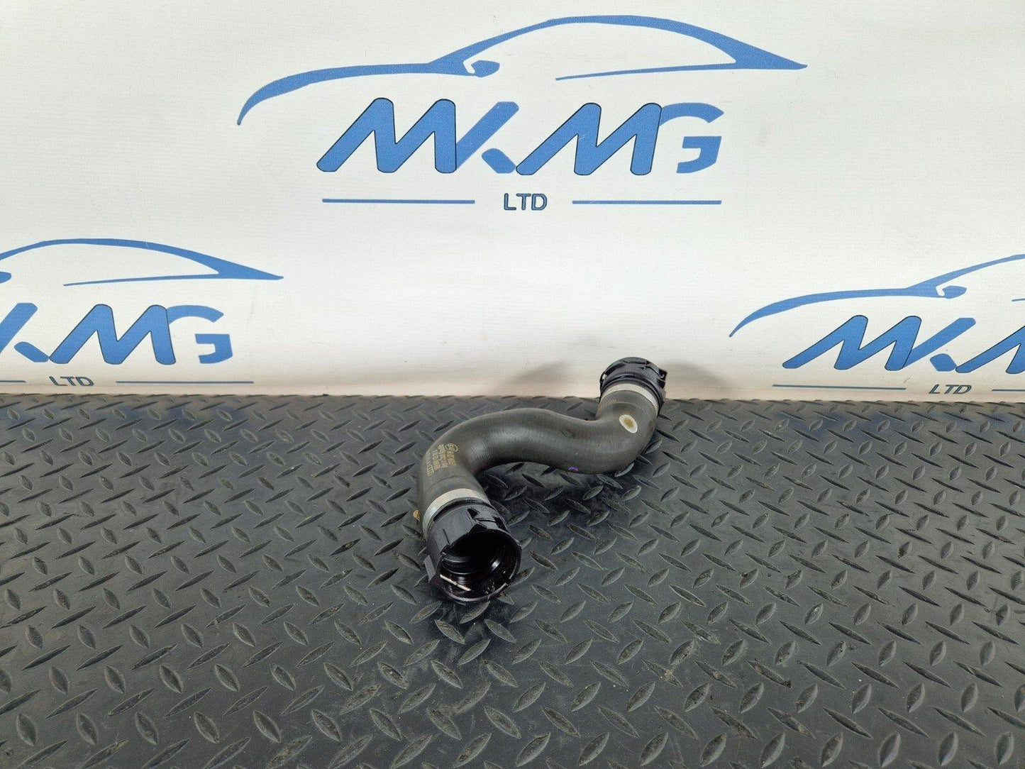 16-19 AUDI A4 AVANT B9 S-LINE GENUINE 3.0TDI CSW WATER COOLANT HOSE 8W0122101A
