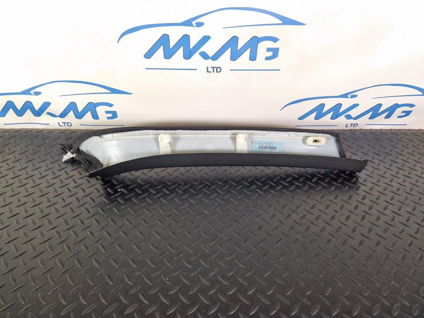 10-13 BMW X5 SERIES E70 GENUINE COVER A-COLUMN LEFT N/S BLACK 7129749