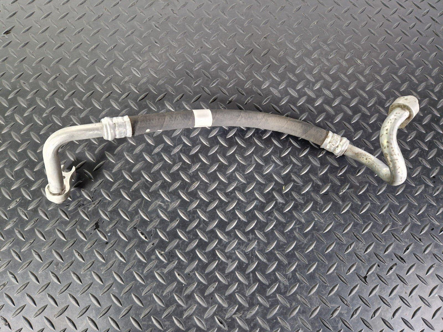 14-21 MERCEDES BENZ W205 GENUINE OEM A/C AIR CONDITIONING PIPE HOSE A2058306201