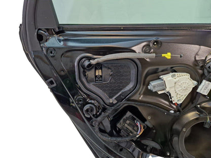 12-18 AUDI A6 C7 SALOON REAR LEFT N/S COMPLETE DOOR IN BLACK (NEEDS REPAINTING)