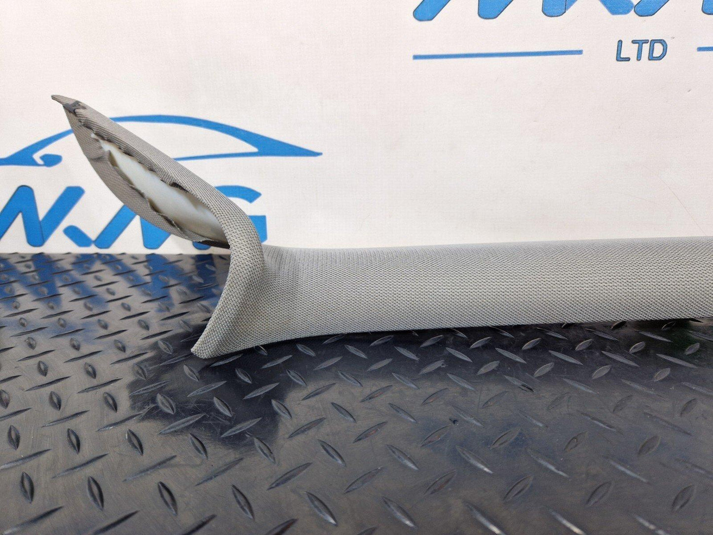 BMW 2 SERIES GRAN TOURER F45 F46 FRONT RIGHT DRIVER SIDE A-PILLAR TRIM 7329584
