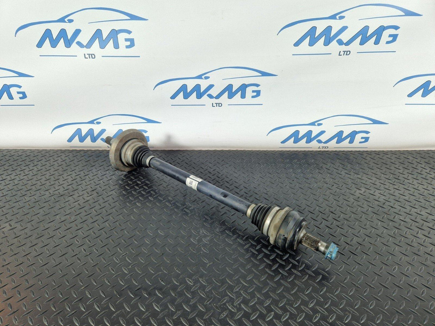 14-21 MERCEDES BENZ C200 W205 LEFT REAR DRIVE SHAFT AXLE A2053503919