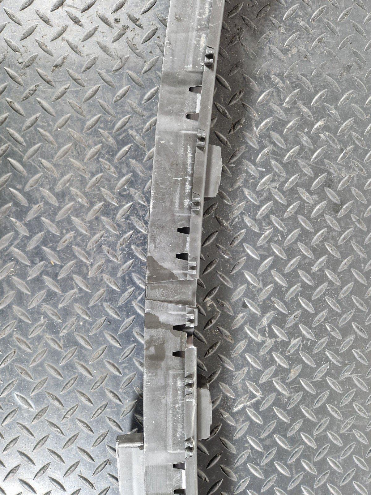 12-18 AUDI A6 C7 GENUINE REAR BUMPER CENTRE MIDDLE SUPPORT BRACKET 4G9807458