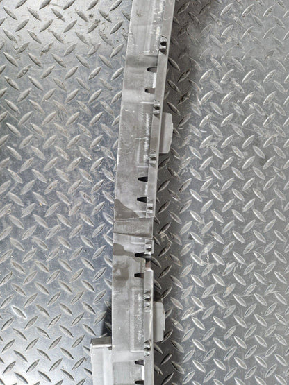 12-18 AUDI A6 C7 GENUINE REAR BUMPER CENTRE MIDDLE SUPPORT BRACKET 4G9807458