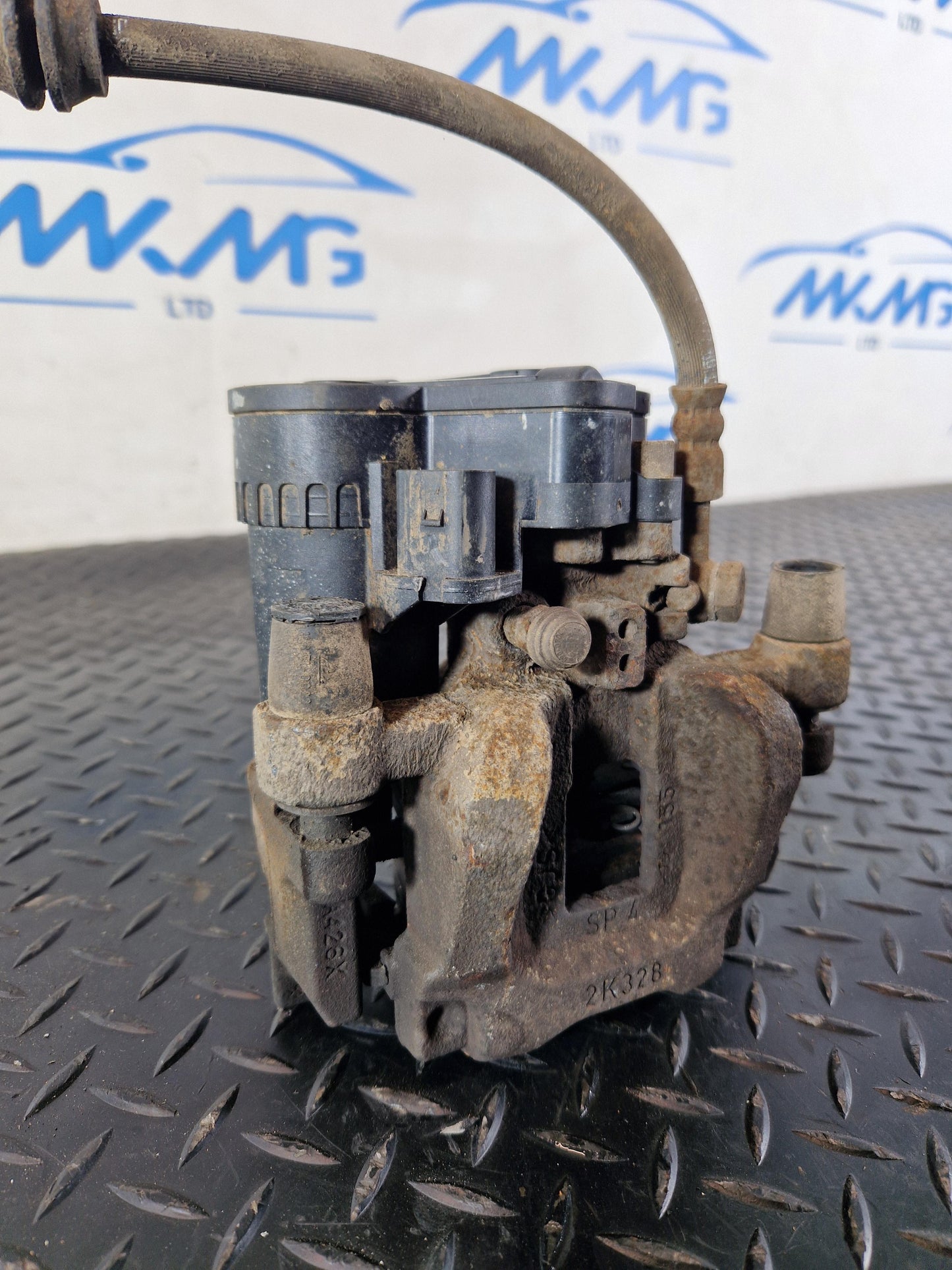 2012 - 2018 Range Rover Evoque L538 Left N/S Passenger Brake Caliper GJ322K328BD