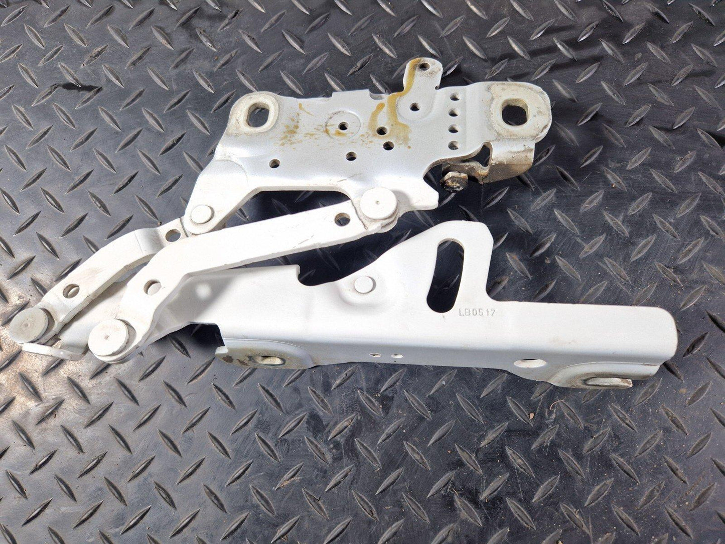 12-18 BMW 4 SERIES F36 M-SPORT GENUINE LEFT PASSENGER SIDE BONNET HINGE 7336699