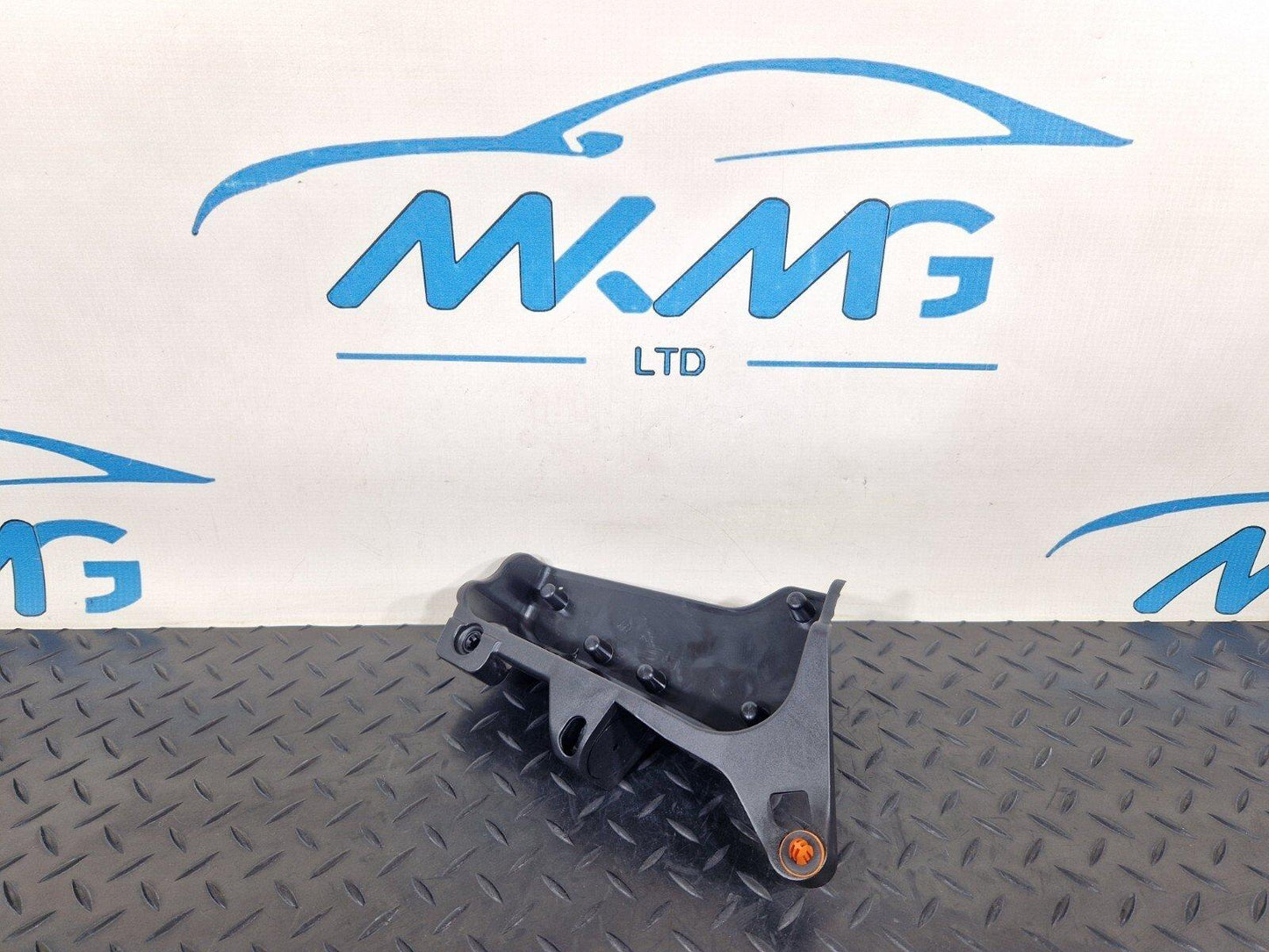 14-21 MERCEDES-BENZ C-CLASS C250D W205 MOTOR INSULATION TRIM COVER A2057500060