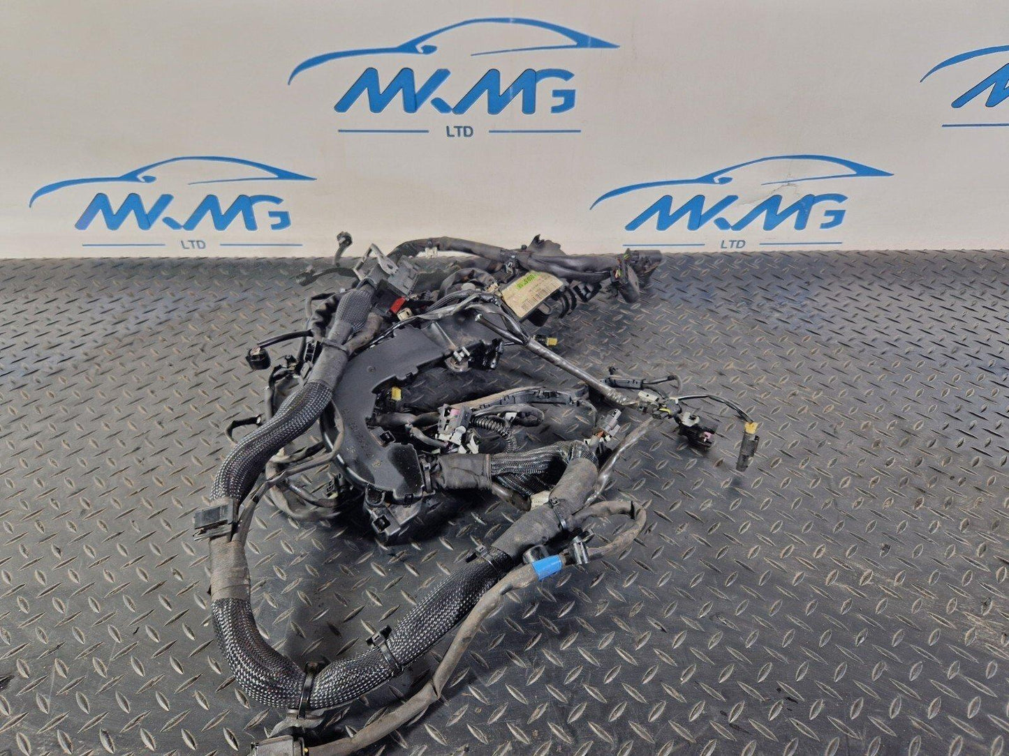 14-20 MERCEDES BENZ GLA X156 ENGINE BAY WIRING LOOM A6510105718