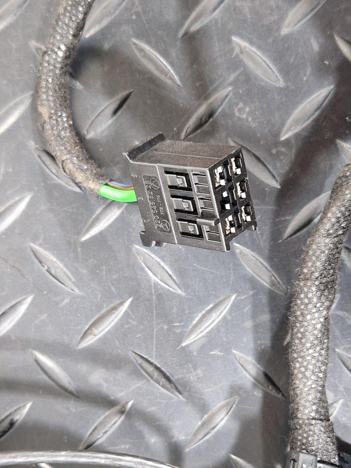 14-21 MERCEDES BENZ C200 W205 FRONT DRIVER SIDE DOOR WIRING LOOM A2055408340