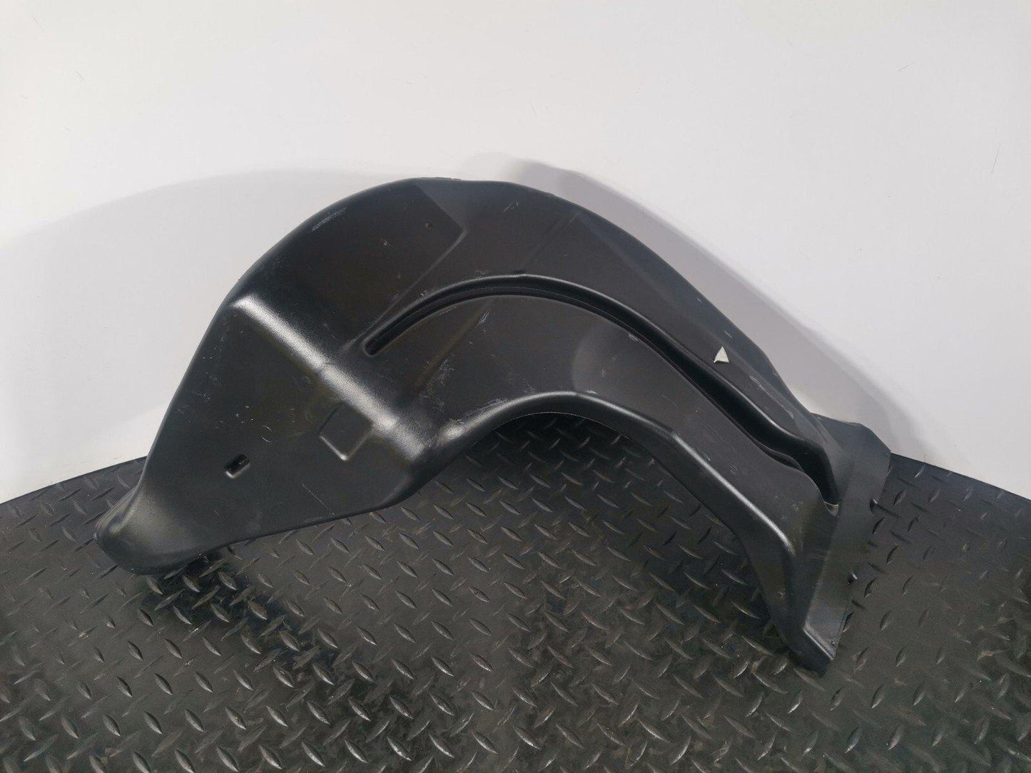 12-18 MERCEDES A-CLASS W176 GENUINE FRONT LEFT N/S AIR VENT PIPE A2468310146