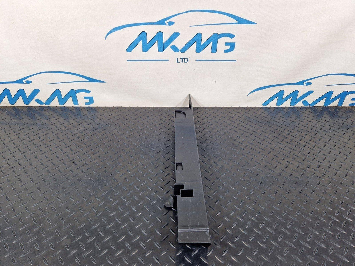 14-21 MERCEDES BENZ W205 OEM BOOT TRUNK RIGHT COVER BRACKET TRIM A2056100002
