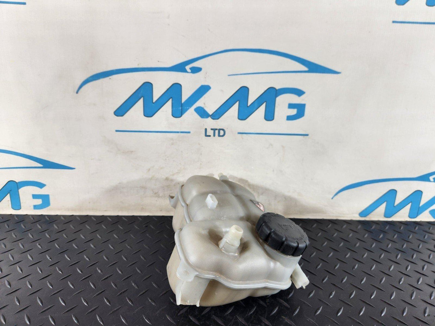 19-ON MERCEDES BENZ B CLASS W247  1.3 PETROL STARTER MOTOR  A2829062400