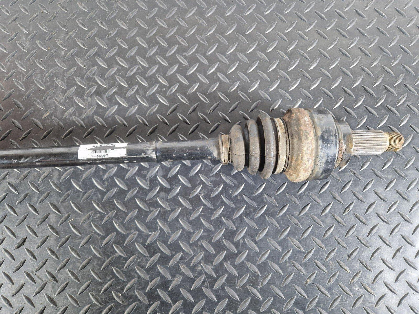 12-18 BMW 3 SERIES F30 F31 LCI RIGHT SIDE REAR DRIVESHAFT 8680348