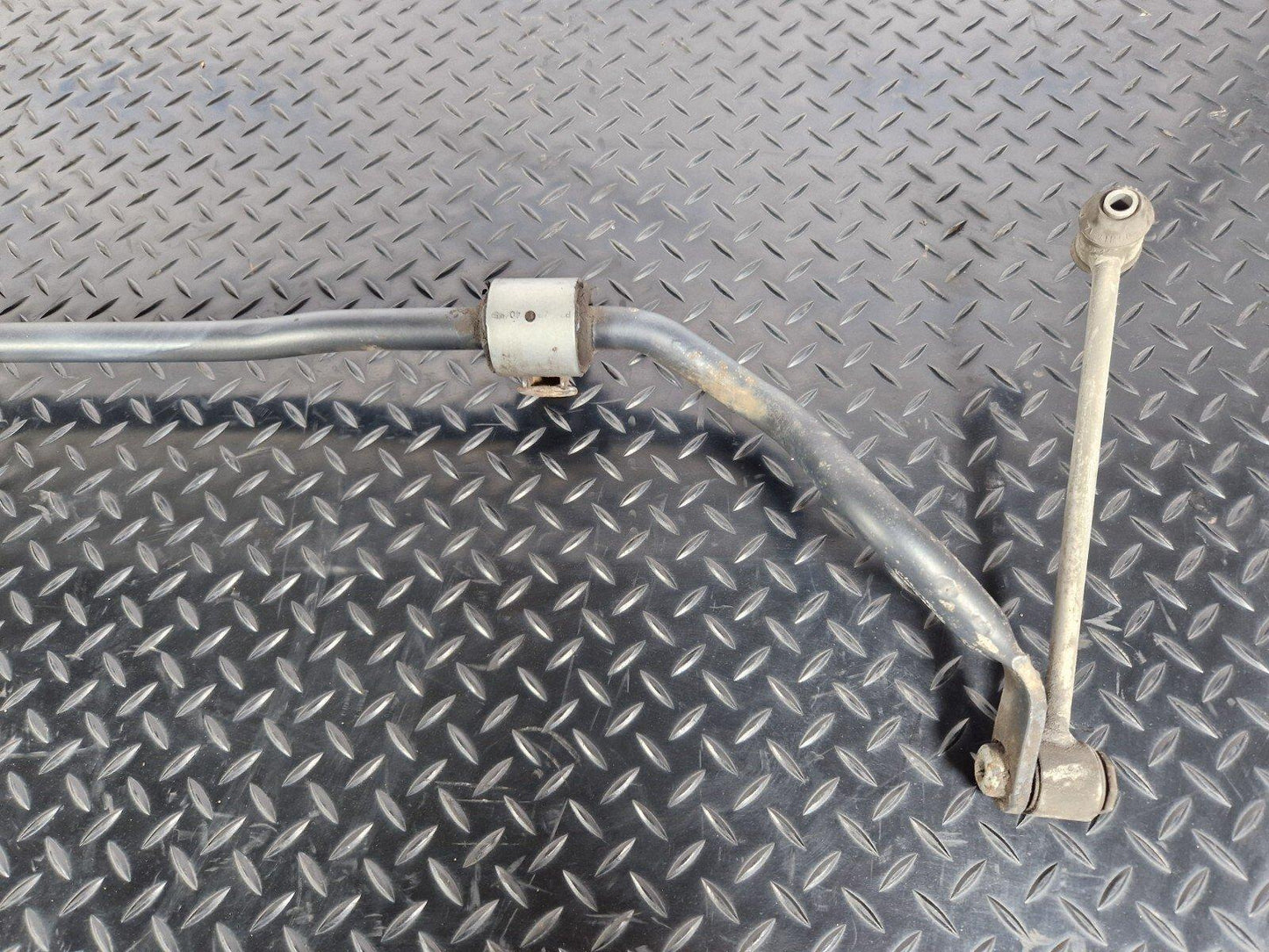 14-21 MERCEDES BENZ C CLASS W205 GENUINE REAR ANTI ROLL SWAY BAR A2053260565