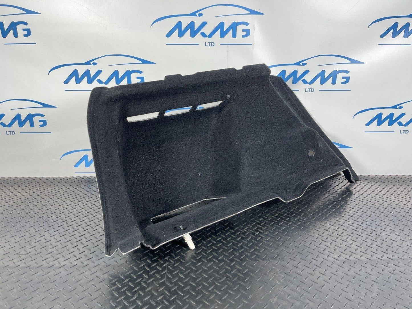 16-22 BMW X1 F48 GENUINE REAR LEFT SIDE BOOT TRIM SIDE PANEL COVER 7478829