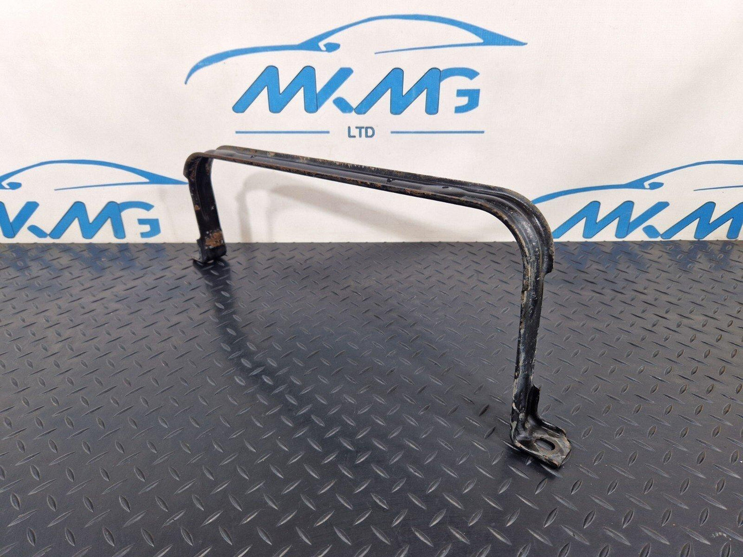 18-ON MERCEDES BENZ SPRINTER W907 FUEL TANK TENSIONER HOLDER STRAP A9074750000