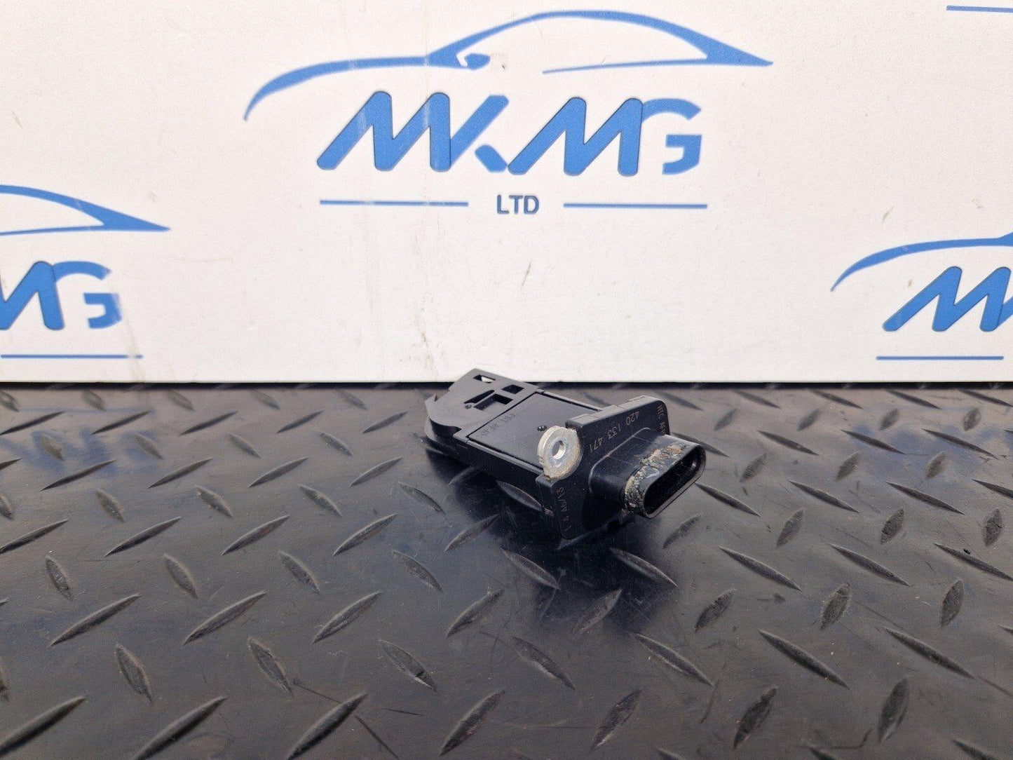 10-18 AUDI A7 4G S-LINE AIR MASS SENSOR FLOW METER 059906461N