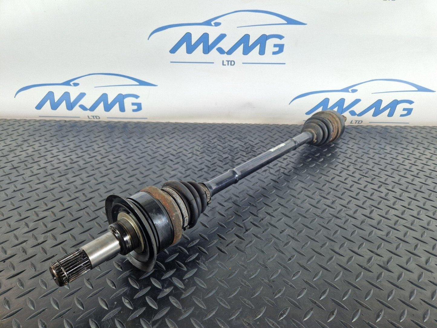12-18 BMW 3 SERIES F30 F31 LCI RIGHT SIDE REAR DRIVESHAFT 8680348