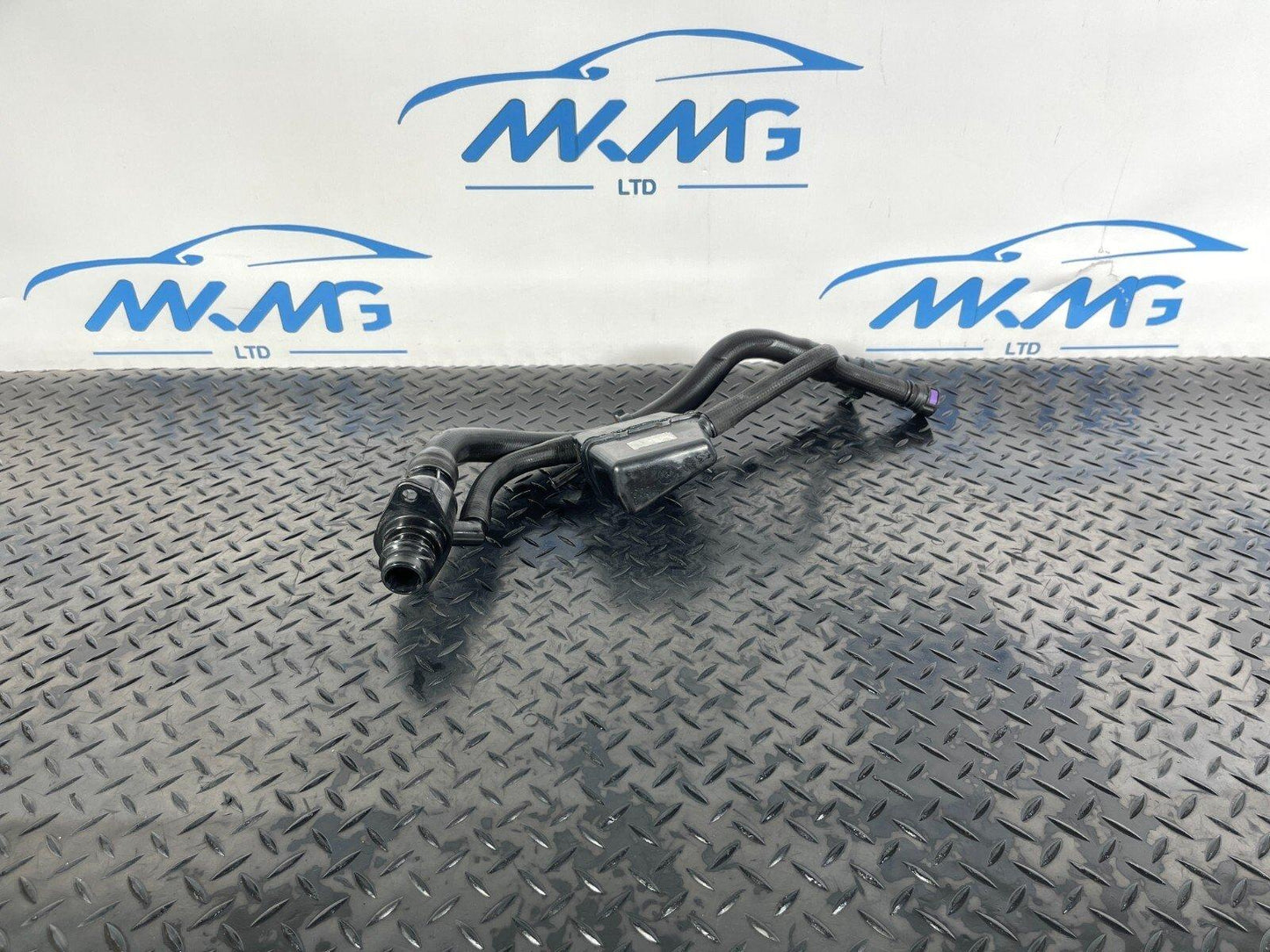 16-23 AUDI A5 F5 SPORTBACK S-LINE Add Blue Filler Reducing Pipe Hose 8W6131963A