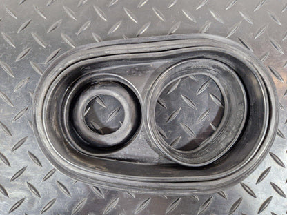 19-ON MERCEDES BENZ B CLASS W247 GENUINE FUEL TANK FILLER SEAL CAP A2474711000