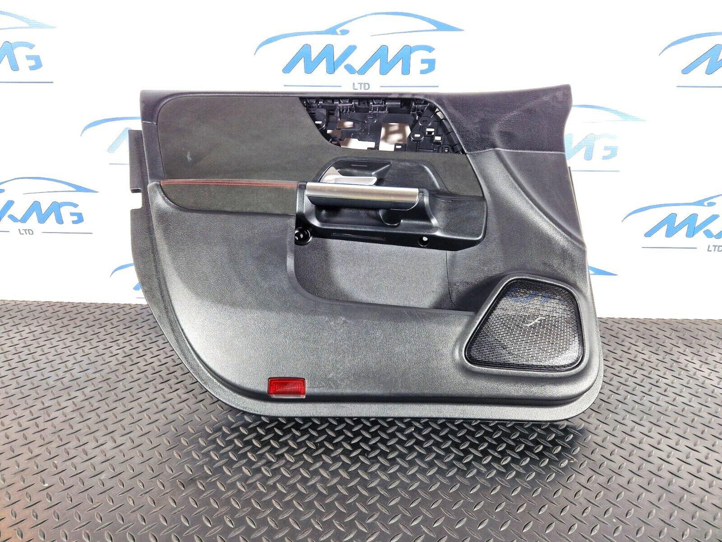 19-ON MERCEDES BENZ B CLASS W247 RONT LEFT N/S DOOR PANEL CARD A2477204702