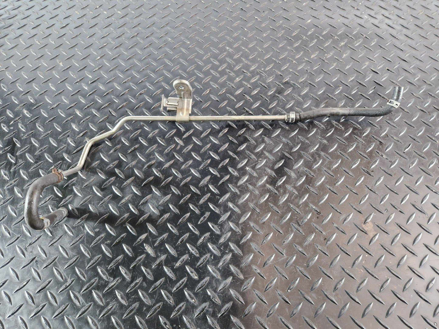12-18 AUDI A6 C7 2.0 TDI DIESEL CGLC/CGL FUEL RETURN PIPE HOSE 04L131552BJ