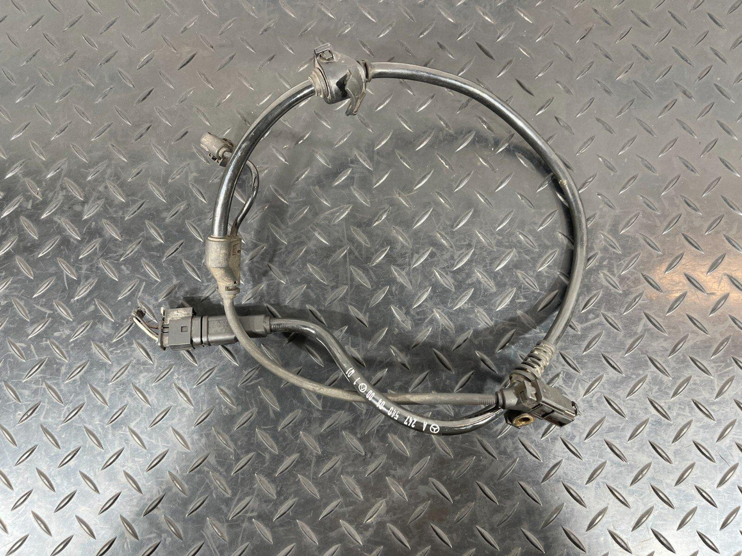 ABS Sensor Mercedes W177 W247 Front Axle Right O/S Speed Sensor A2475400400