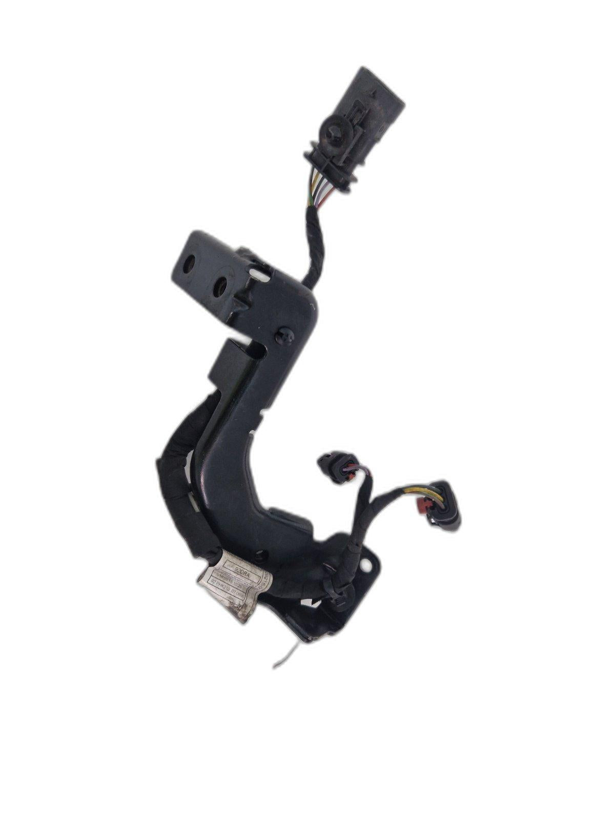 15-21 JAGUAR F-PACE GENUINE XF VELAR FASTENER BRACKET G4D39L456AD