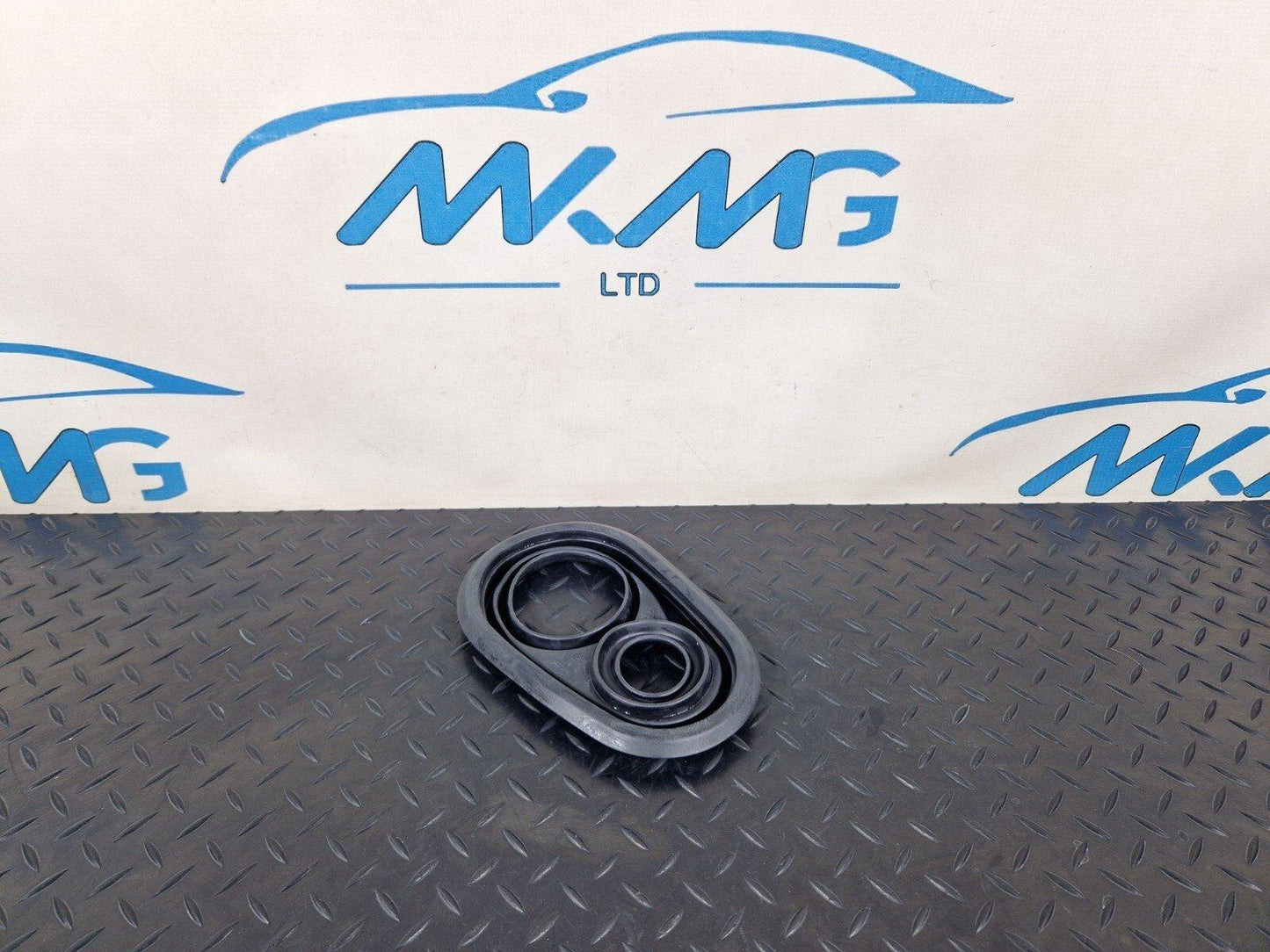 19-ON MERCEDES BENZ A CLASS W177 FUEL TANK FILLER NECK PIPE COVER A1774710200