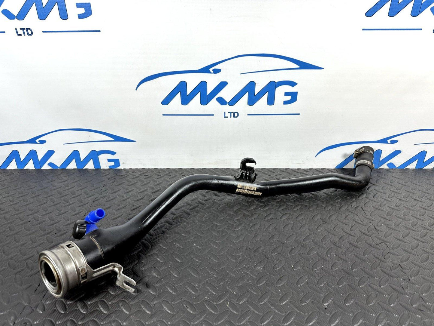 14-21 BMW 2 SERIES GRAN TOURER F45 F46 218D FUEL TANK FILLER TUBE 7300504
