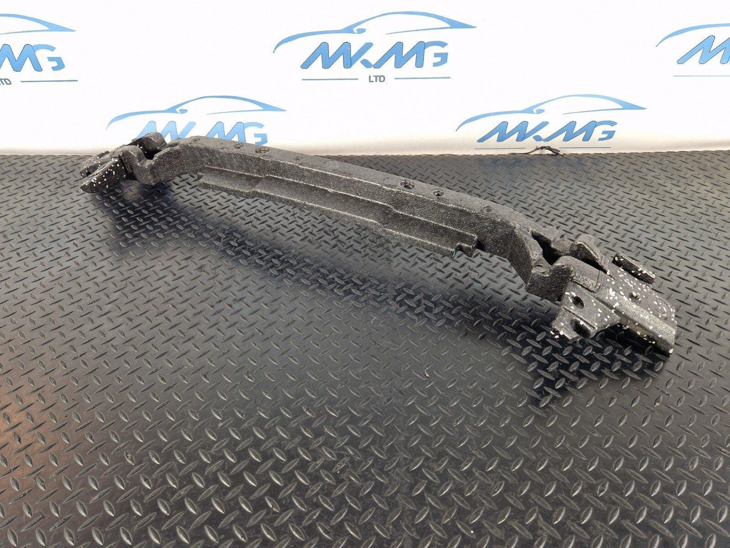 12-18 AUDI A6 C7 GENUINE FRONT BUMPER REINFORCEMENT ABSORBER FOAM 4G0807550Q