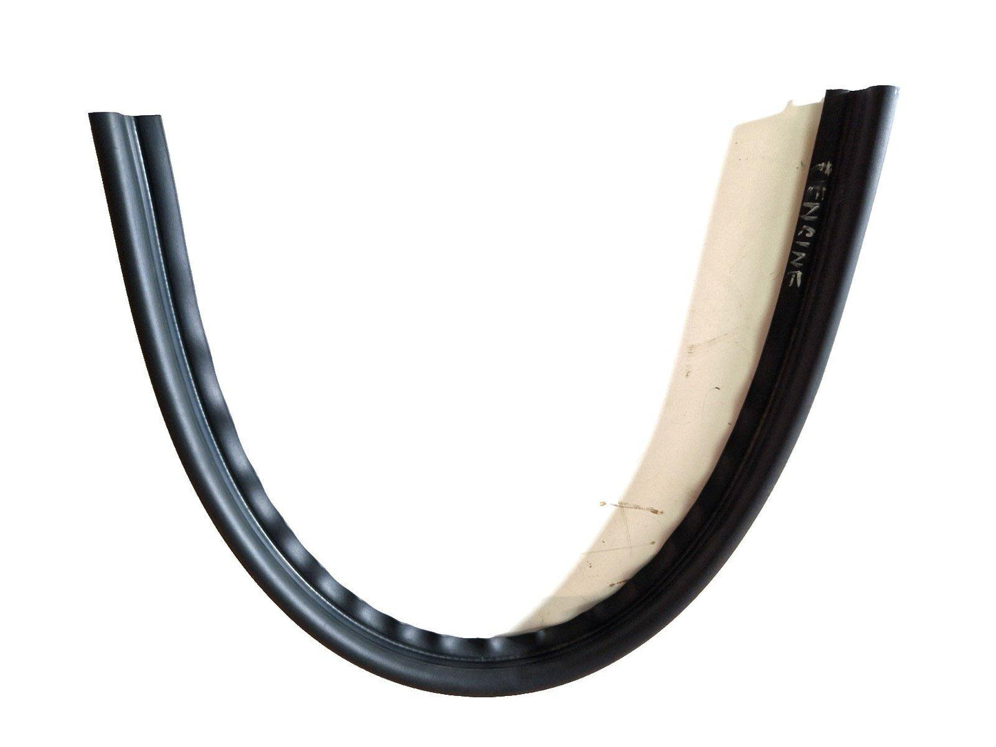 AUDI Q5 8R GENUINE ENGINE BONNET HOOD RUBBER SEAL 8R0823723B
