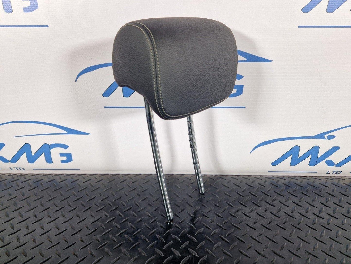 18-ON MERCEDES A CLASS W177 REAR SEAT HEADREST FITS LEFT & RIGHT A1779708300