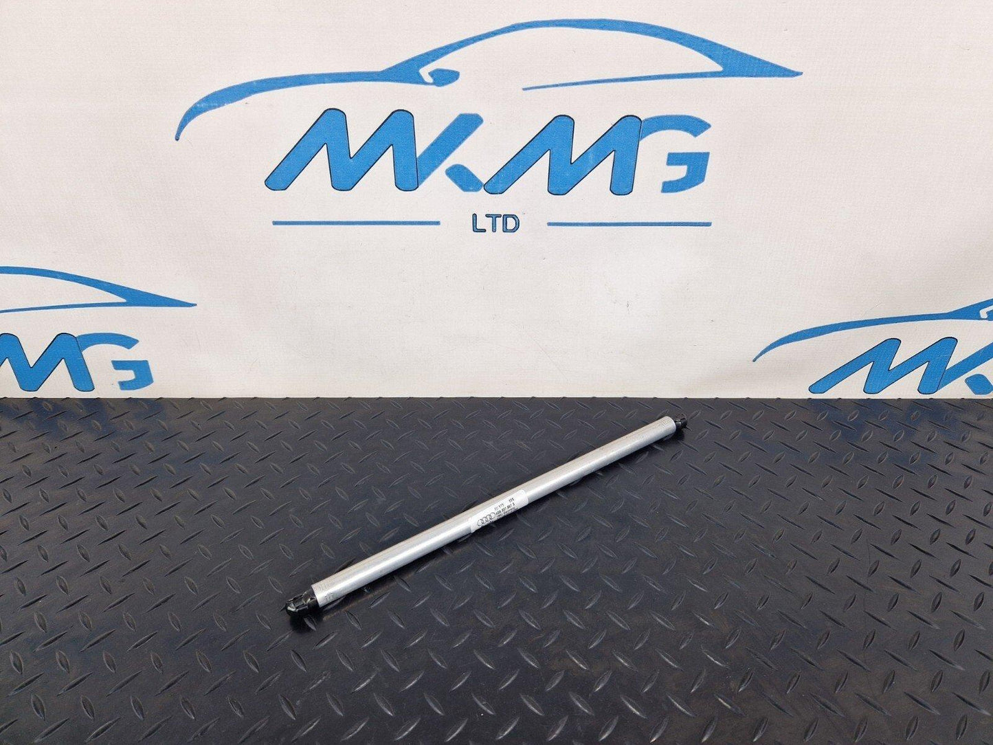 10-18 AUDI A7 4G S-LINE REAR BOOT TAILGATE GAS STRUT 4G8827857S