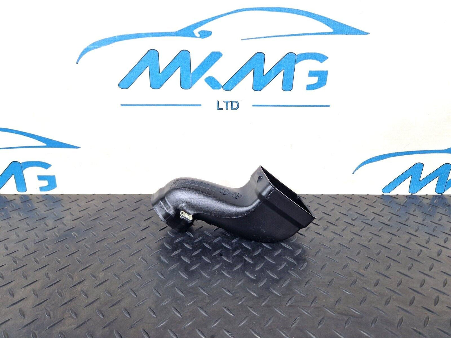 18-ON MERCEDES BENZ SPRINTER W907 CABIN AIR DUCT CHANNEL A9078304301