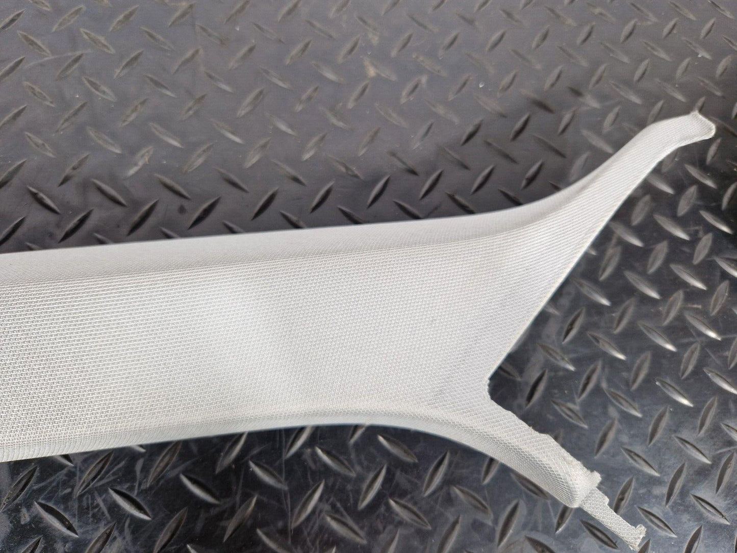 16-19 AUDI A4 B9 GENUINE FRONT LEFT SIDE A PILLAR TRIM COVER PANEL 8W0867233B