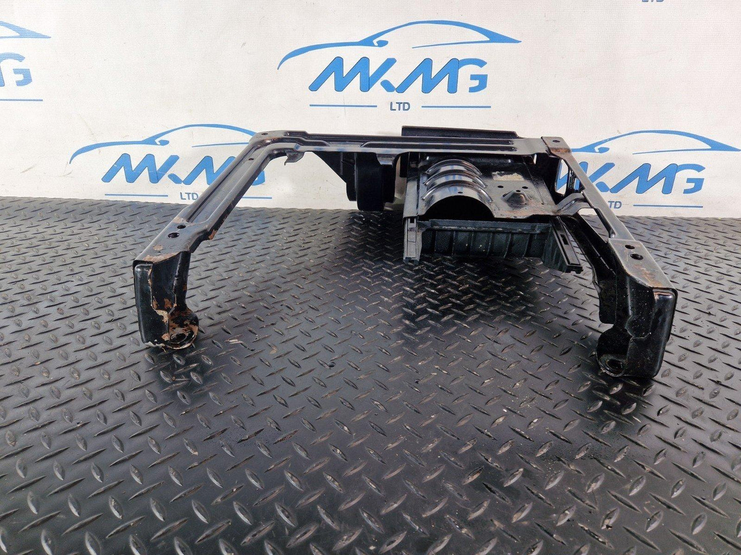 10-15 AUDI Q7 4L GENUINE DRIVER RIGHT O/S FRONT SEAT BASE FRAME 7L0881678D