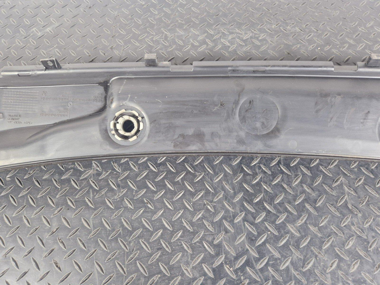 14-21 BMW 2 SERIES GRAN TOURER F45 F46 FRONT WINDSCREEN SCUTTLE PANEL 7301016