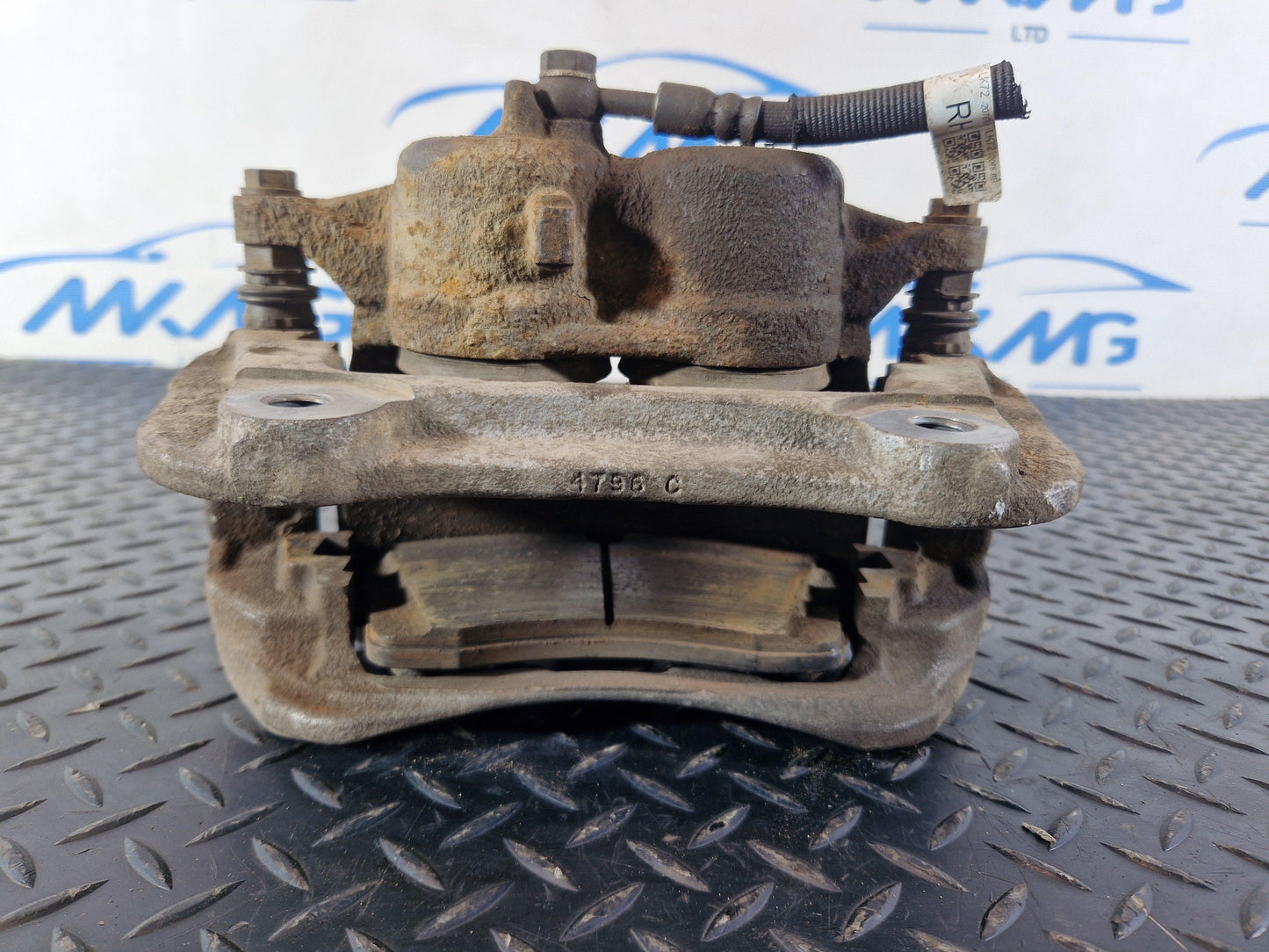 19-ON RANGE ROVER EVOQUE L551 GENUINE FRONT RIGHT O/S BRAKE CALIPER LK72-2078-BC