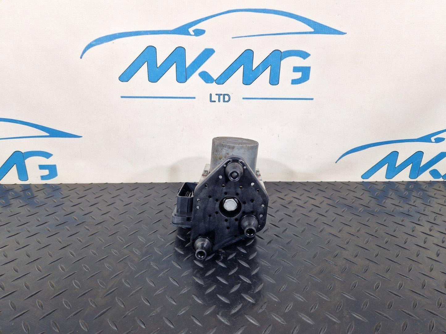 18-ON MERCEDES BENZ SPRINTER W907 OEM ABS PUMP & MODULE A9079003703