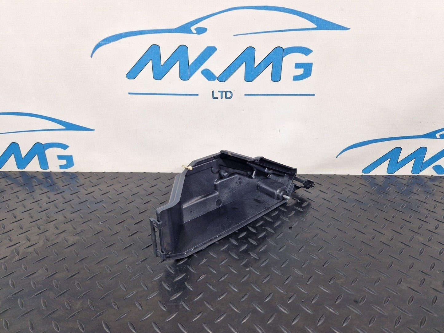 14-21 BMW 2 SERIES GRAN TOURER F45 F46 ECU ENGINE BOX COVER 8581751