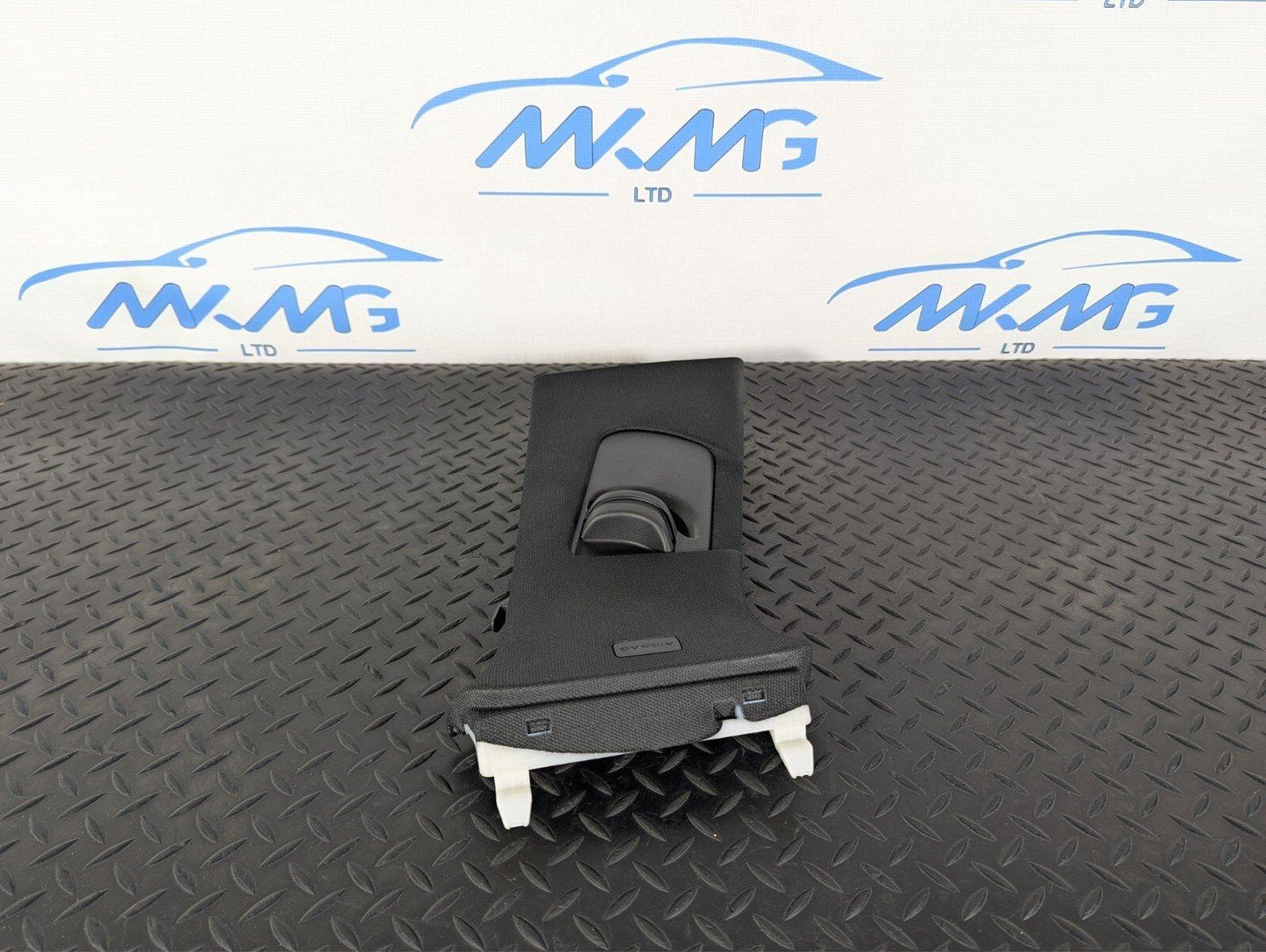 16-19 AUDI A4 B9 GENUINE RIGHT O/S DRIVER SIDE B-PILLAR TRIM COVER 8W0867244E