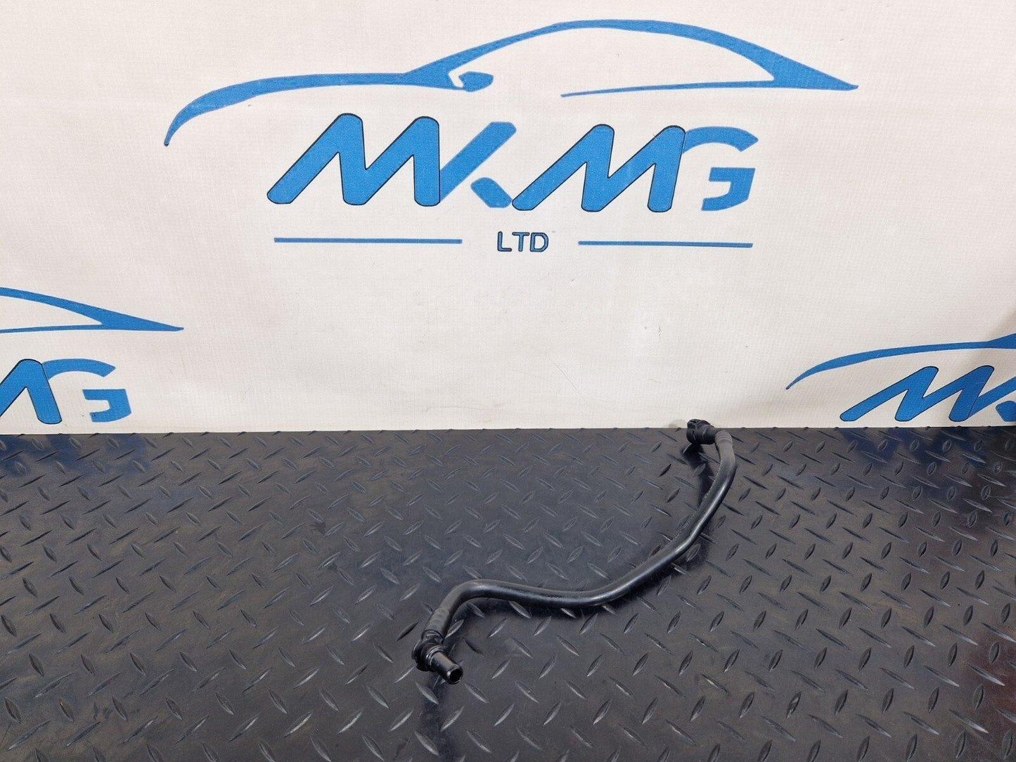 16-23 AUDI S5 COUPE GENUINE VACUUM PIPE HOSE 8W0611931BB