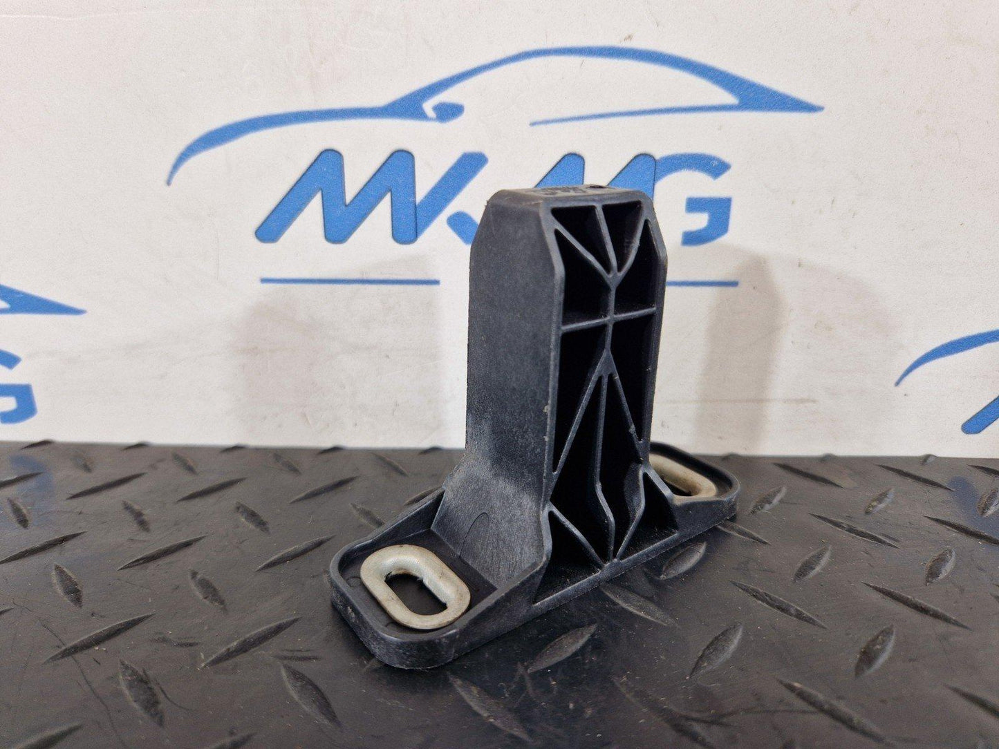 14-23 MERCEDES VITO W447 OEM FRONT BUMPER IMPACT BAR HOLDER BRACKET A4478850214
