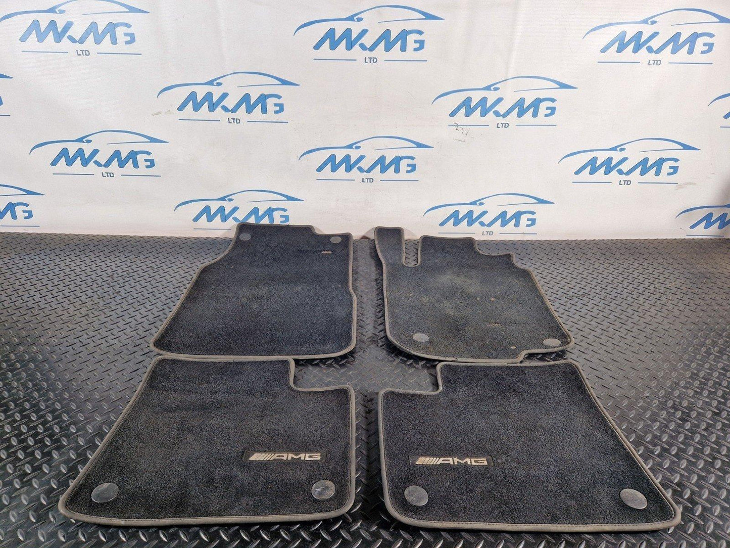 16-19 MERCEDES BENZ ML W166 AMG GENUINE FLOOT MAT SET x4 A1666800648 A1666840803