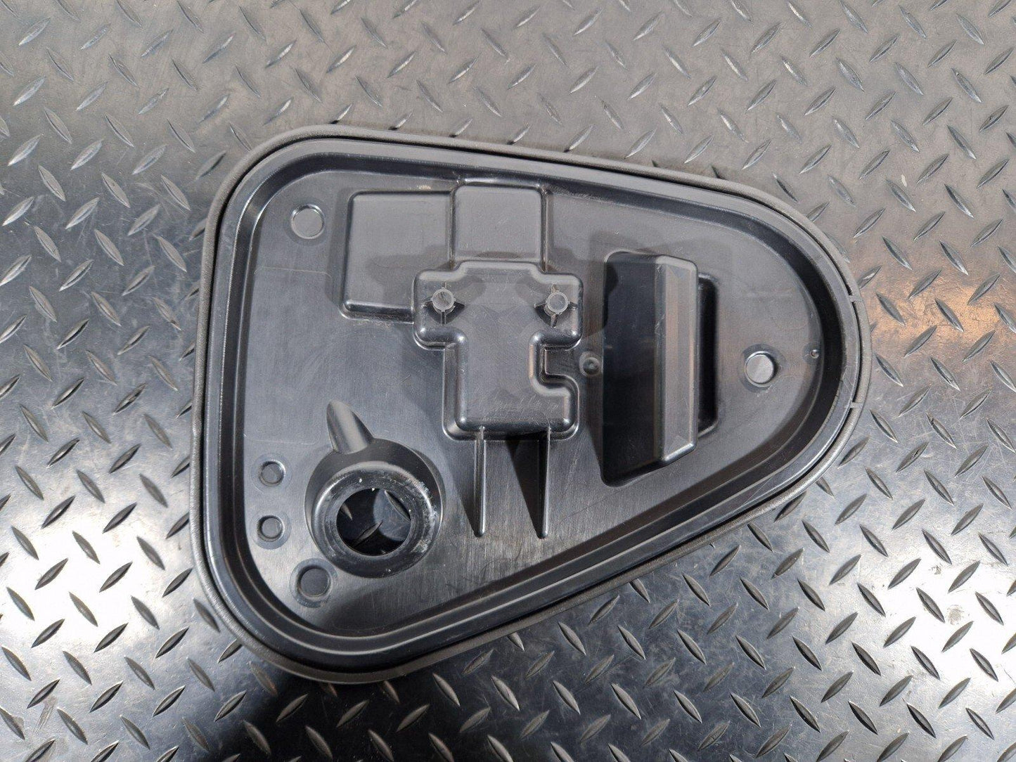 16-23 AUDI A5 F5 SPORTBACK REAR RIGHT DOOR INNER PANEL COVER 8W8839916