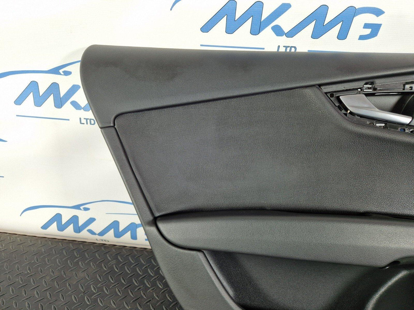 15-18 AUDI A7 4G RHD REAR LEFT PASSENGER NSR LEATHER DOOR CARD 4G8867305