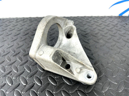 12-18 MERCEDES A-CLASS W176 1.5 GENUINE RIGHT SIDE DRIVESHAFT MOUNT A6072050201