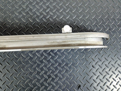 14-23 MERCEDES BENZ VITO W447 MIDDLE RIGHT SLIDING DOOR RUNNER GUIDE A4477662200